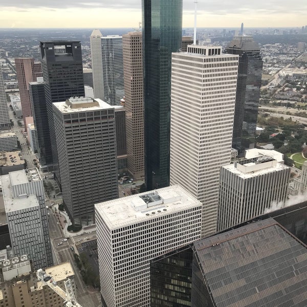 12/29/2017 tarihinde kzriziyaretçi tarafından JPMorgan Chase Tower'de çekilen fotoğraf