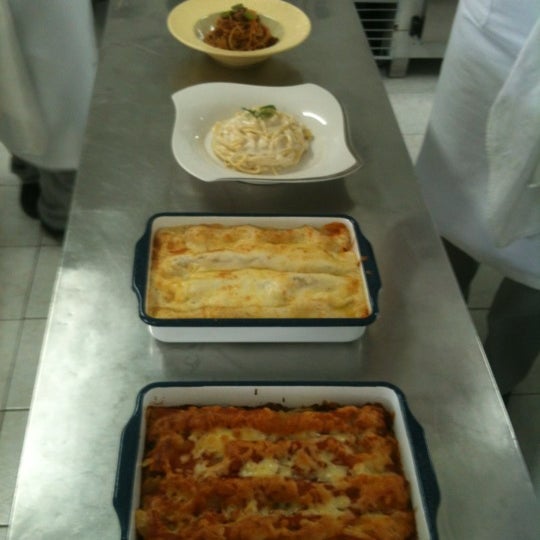 Foto tirada no(a) Escola de Gastronomia Aires Scavone (EGAS) por Joeson R. em 11/7/2012