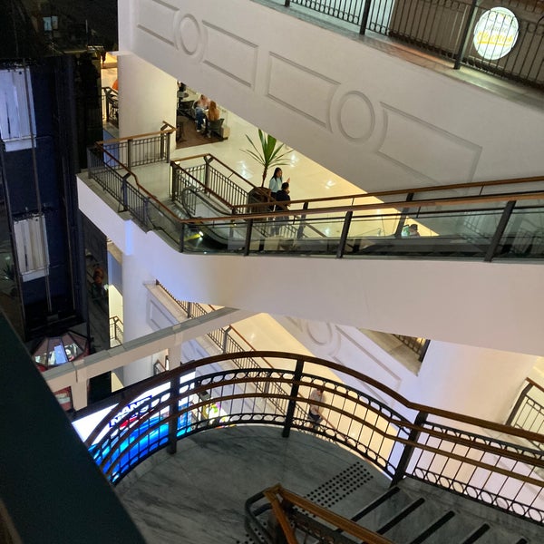รูปภาพถ่ายที่ Shopping Pátio Paulista โดย Marcelo Hsu 許. เมื่อ 4/21/2022