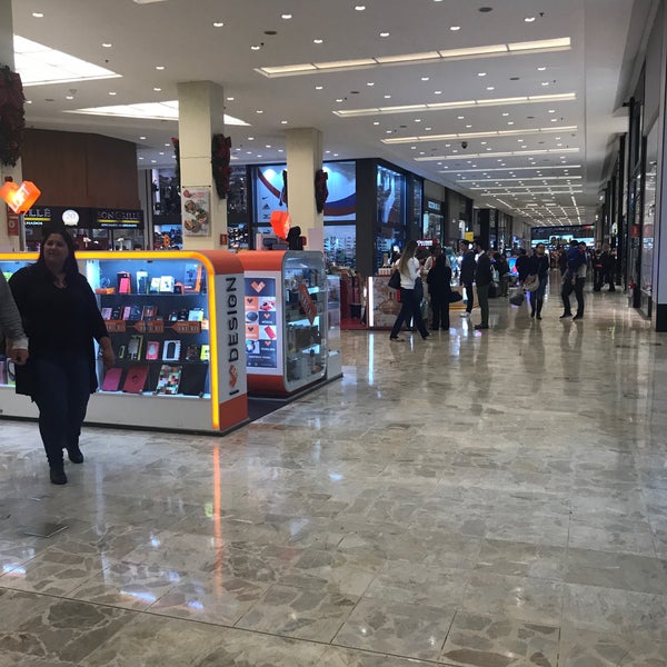11/8/2018 tarihinde Marcelo Hsu 許.ziyaretçi tarafından Shopping Center Norte'de çekilen fotoğraf