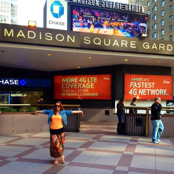 Foto tomada en Madison Square Garden  por Nicole A. el 5/5/2013