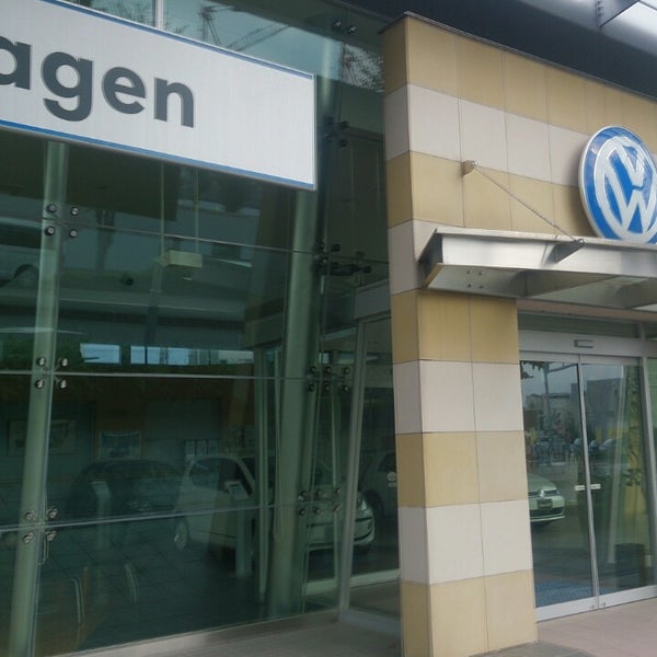 Volkswagen さいたま新都心 Automotive Shop In さいたま市