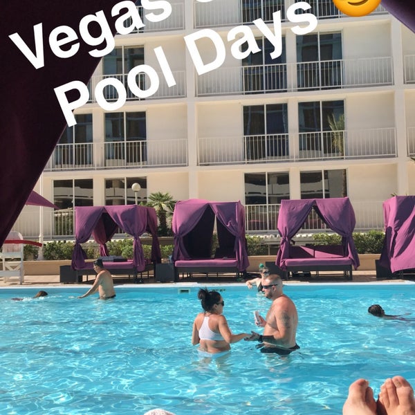 The Pool at Harrah's  Harrah's Las Vegas Hotel & Casino