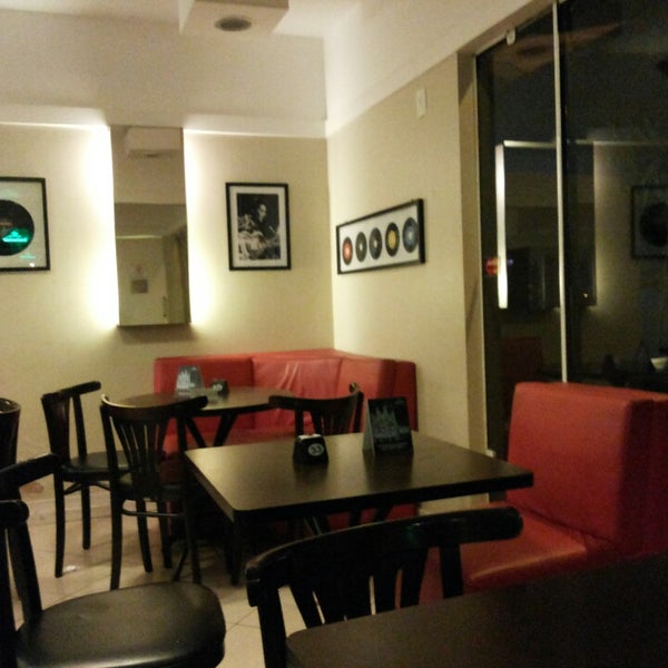 7/10/2013에 Lays I.님이 Café do Lado에서 찍은 사진