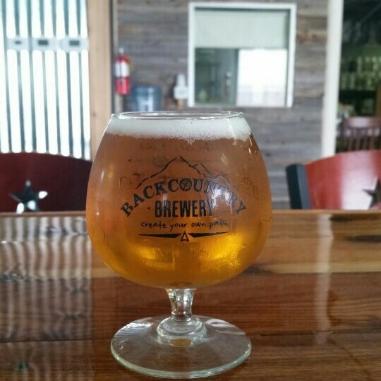 Photo taken at Backcountry Brewery Rowlett by Robert on 5/28/2016