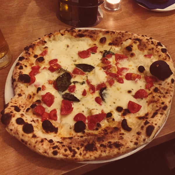 Pizza Angolo 22 Alservorstadt 23 Tips From 170 Visitors