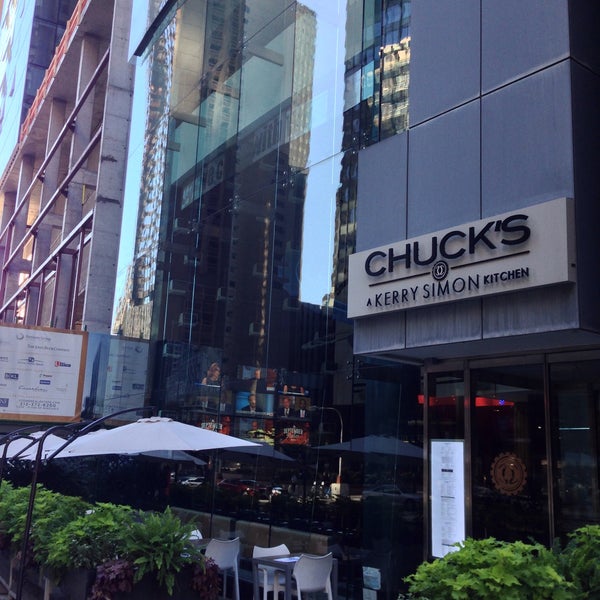 9/13/2015에 Tom J.님이 Chuck&#39;s: A Kerry Simon Kitchen에서 찍은 사진