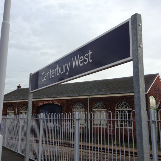 Canterbury West Railway Station (CBW) Estaciones de tren