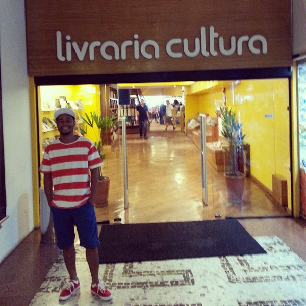Photo prise au Livraria Cultura (Escritório) par Thiago A. le10/13/2014