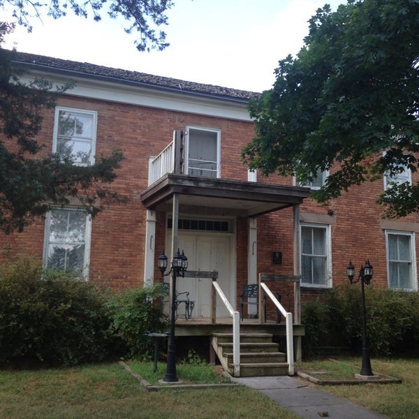 Kendrick House - Carthage, MO