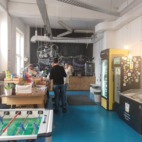 Betahaus| is quite vibrant co-working space🚀 Being able to visit, I could without a doubt say, that it is extremely cosy🎷. The cafe offer a plethora of bio treats and quite a good coffee☕.