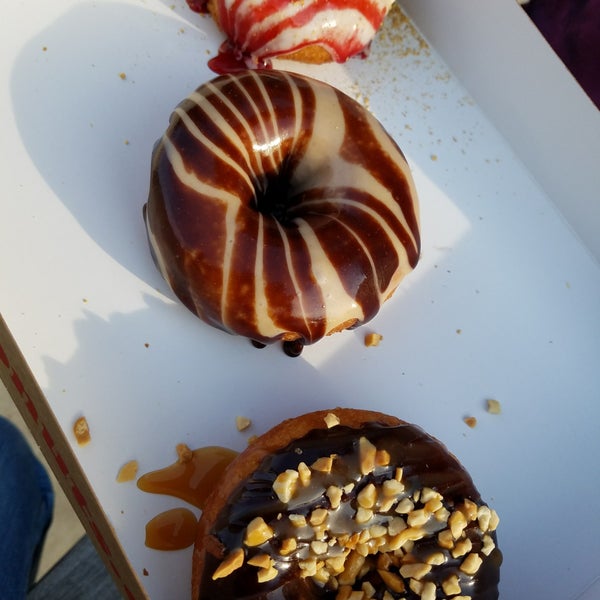 Photo taken at Duck Donuts - KOP Town Center by Samantha K. on 3/29/2018