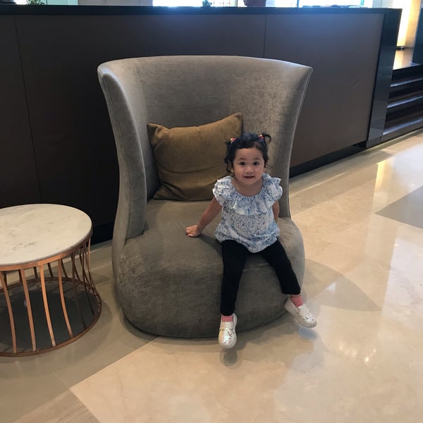 Foto scattata a New World Makati Hotel da PX C. il 6/1/2019