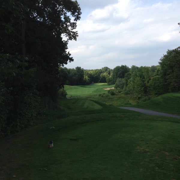 Das Foto wurde bei Moose Ridge Golf Course von Ryan B. am 8/18/2014 aufgenommen