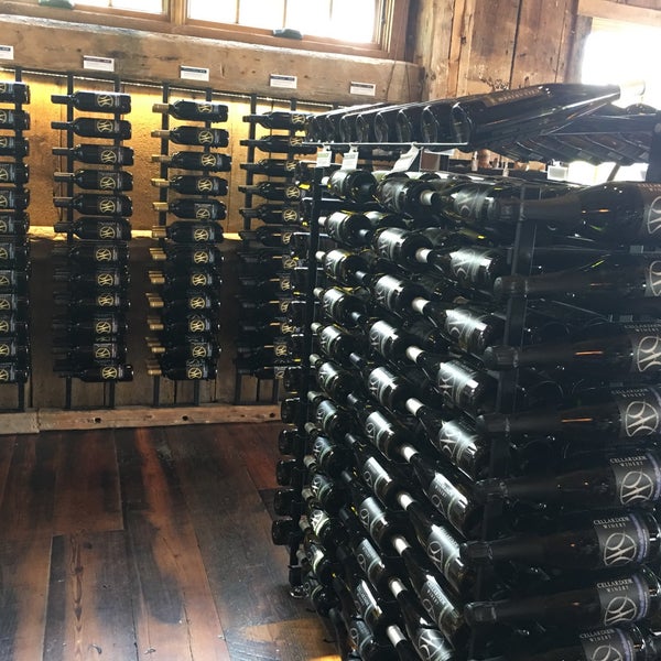 Foto scattata a Cellardoor Winery At The Vineyard da Pam L. il 8/27/2017