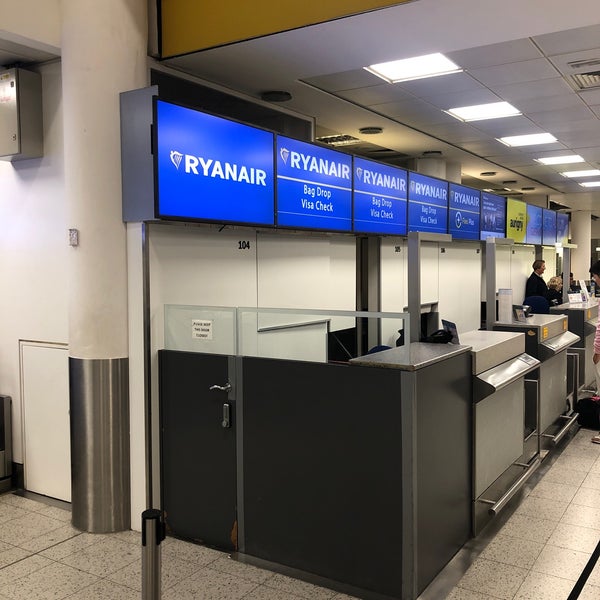 Photo taken at South Terminal by Barış.. on 10/21/2019