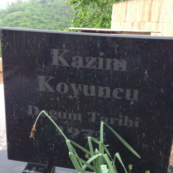 Photo taken at Kazım Koyuncu Anıt Mezarı by İlker D. on 4/20/2013