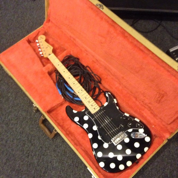 3/7/2014にJK-47 [Guitar]がMusic Garageで撮った写真