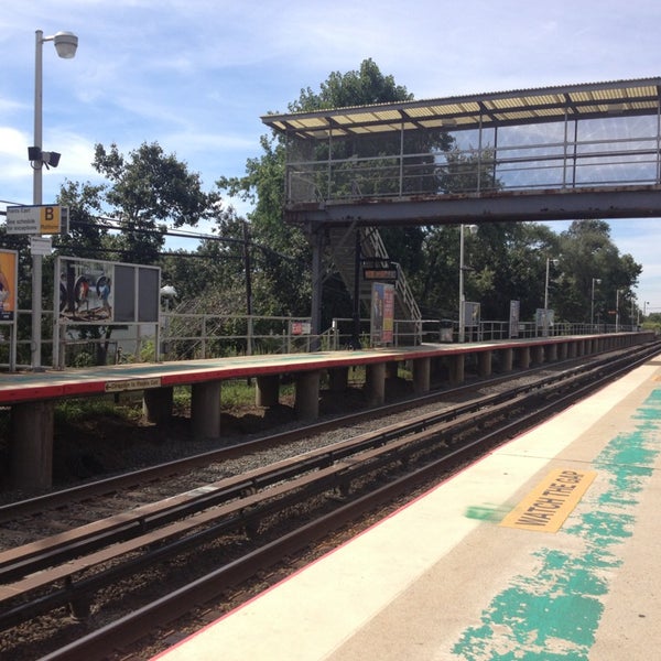 LIRR Carle Place Station 2 tips from 1457 visitors