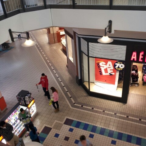 Das Foto wurde bei Mid Rivers Mall von jamplaystl am 10/13/2012 aufgenommen