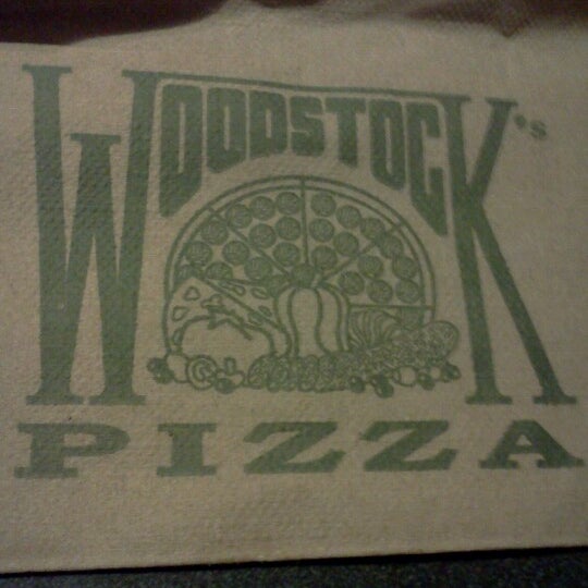 Foto diambil di Woodstock&#39;s Pizza oleh Katie H. pada 2/26/2013