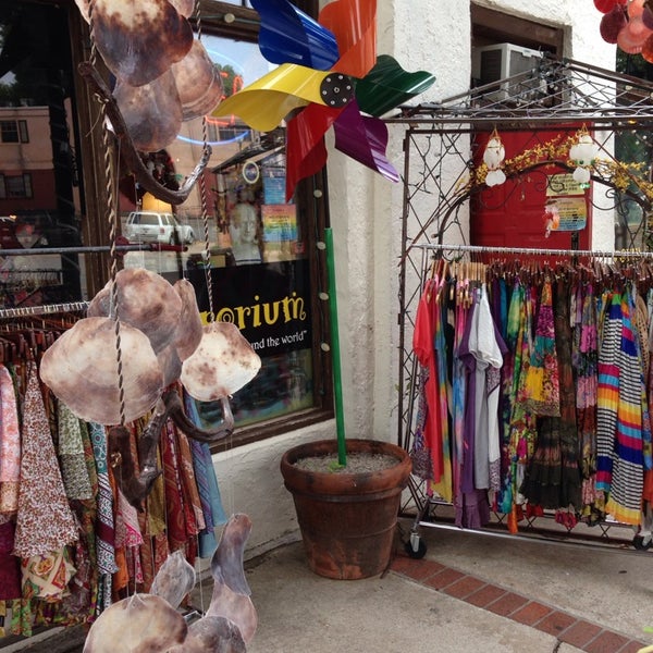 Craig's Curious Emporium 3004 Paseo