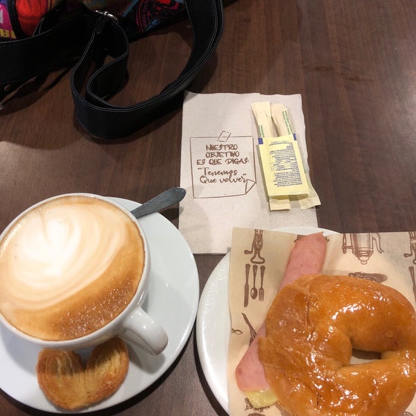 De Lolita Restó/Café Fundación Valle Del Lili