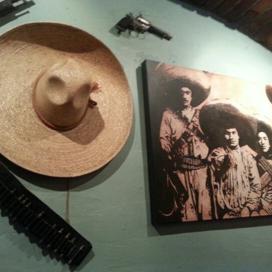 Das Foto wurde bei Desperados Mexican Restaurant von Kevin F. am 11/3/2012 aufgenommen