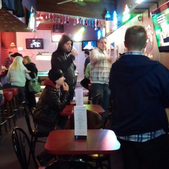 11/28/2013にCandy C.がInn Between Pubで撮った写真