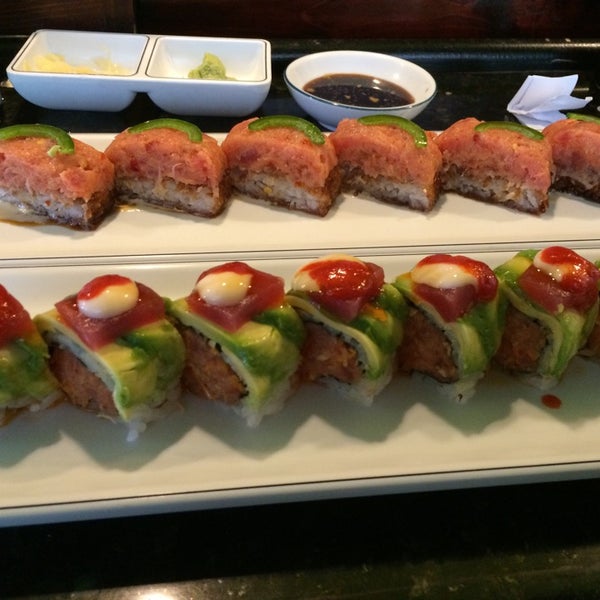 รูปภาพถ่ายที่ Nomura Sushi โดย Donn U. เมื่อ 9/26/2014