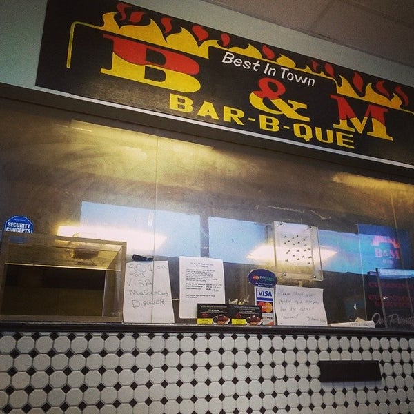 B&M BarBQue North Collinwood Cleveland, OH