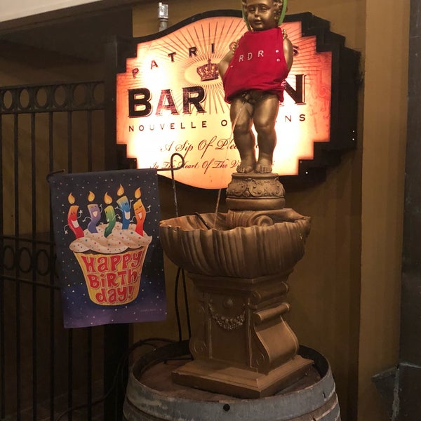 Photo taken at Patrick&#39;s Bar Vin by Warren C. on 8/14/2018