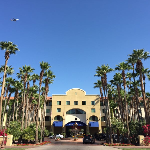 3/31/2016にWarren C.がTempe Mission Palms Hotel and Conference Centerで撮った写真