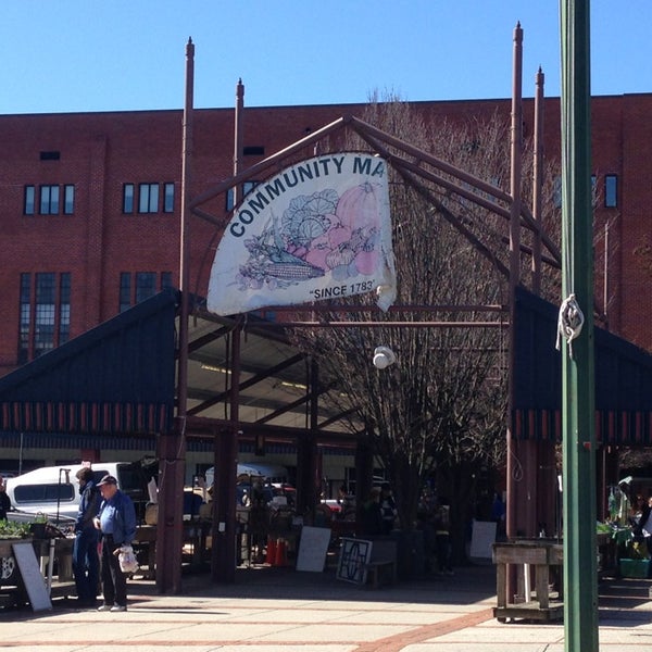 Lynchburg Community Market Farmers Market in Lynchburg