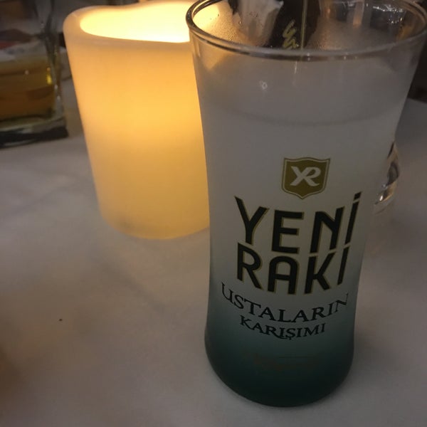 Das Foto wurde bei Köşem Restaurant von Merve S. am 12/16/2017 aufgenommen