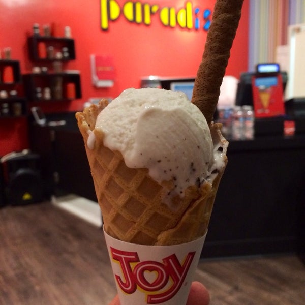 Paradis Hungtington Beach (Now Closed) Ice Cream Parlor in Huntington