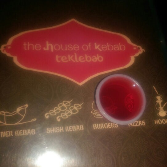 Foto scattata a Teklebab / The House of Kebab da Roberto H. il 2/15/2015
