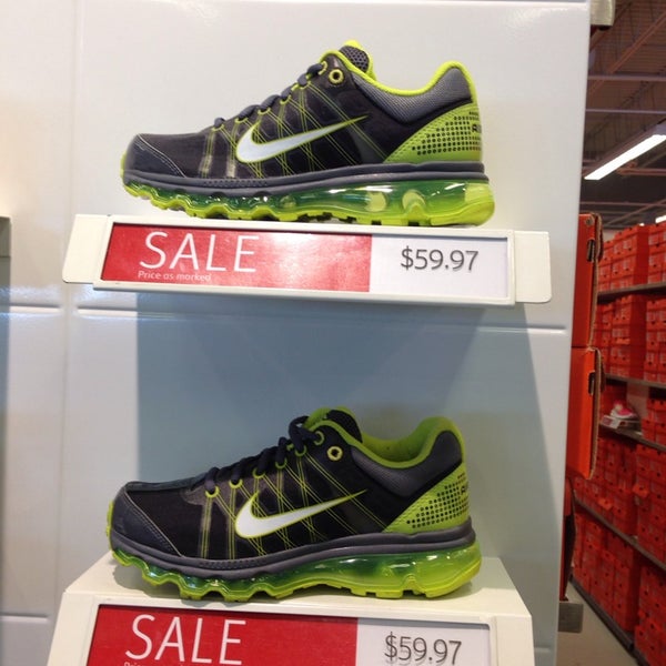 nike outlet 87th and cottage grove