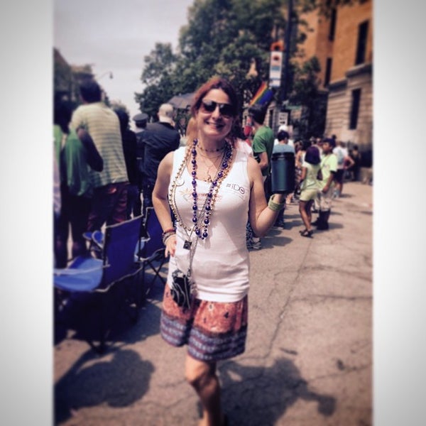 Photo prise au Chicago Pride Parade par Dani P. le6/28/2015