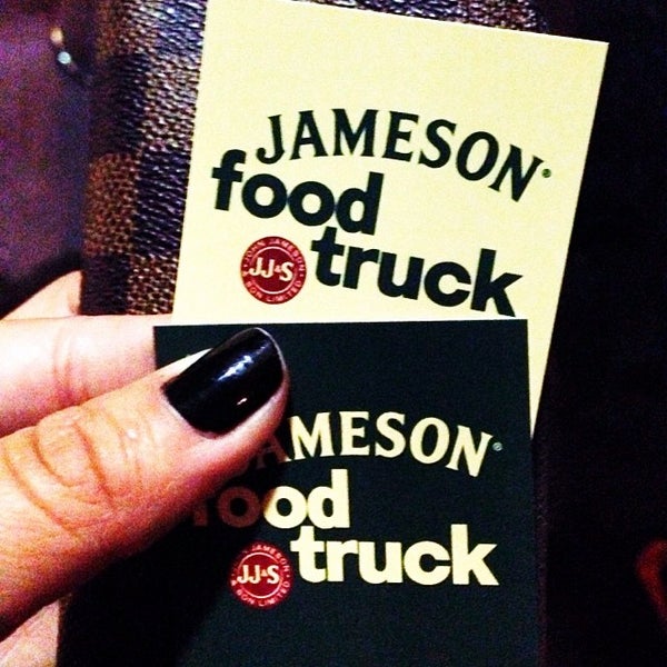 Das Foto wurde bei Jameson Food Truck von Giselly C. am 10/30/2013 aufgenommen