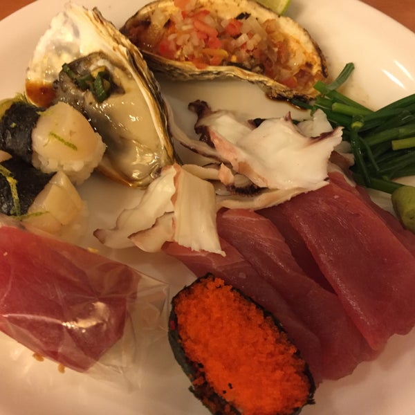 Photo prise au Sushi Isao par Regina R. le1/19/2017