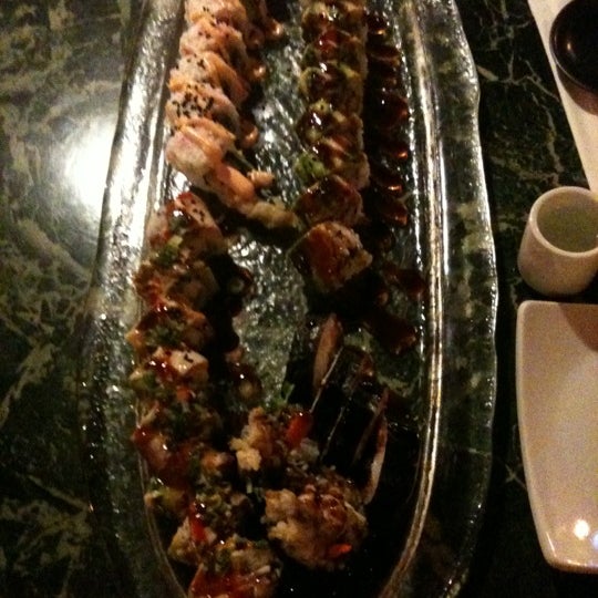 Foto diambil di Wild Wasabi Japanese Cuisine oleh Brendon M. pada 10/12/2012