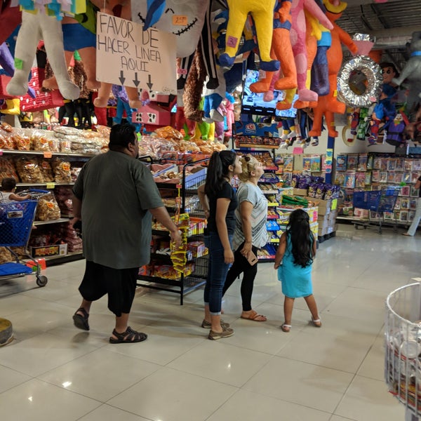 El Loco Snack Place in El Paso