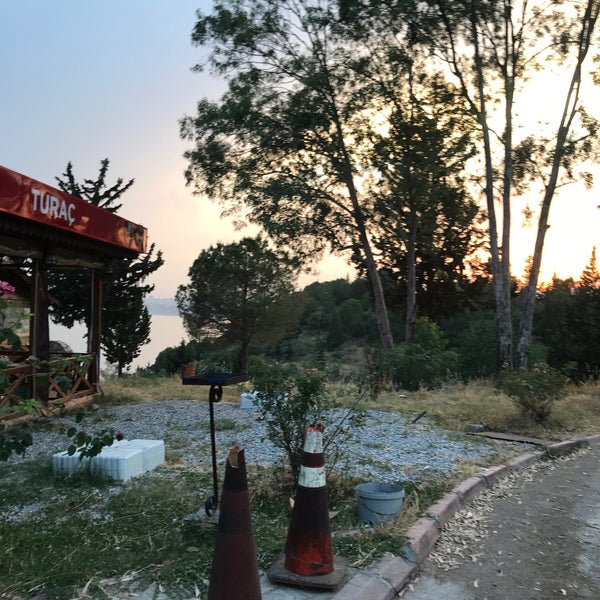 Foto tomada en Turaç Cafe  por ŞERİF D. el 6/8/2019