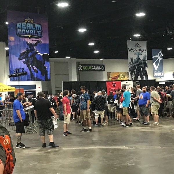 Das Foto wurde bei Tampa Convention Center von Neil C. am 7/14/2018 aufgenommen