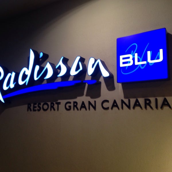 Photo taken at Radisson Blu Resort, Gran Canaria by Adam R. on 3/18/2015