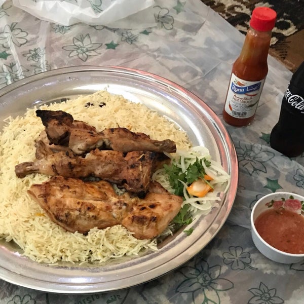 Foto Di Alrawabi Restaurant مطعم الروابي Ristorante Medio Orientale