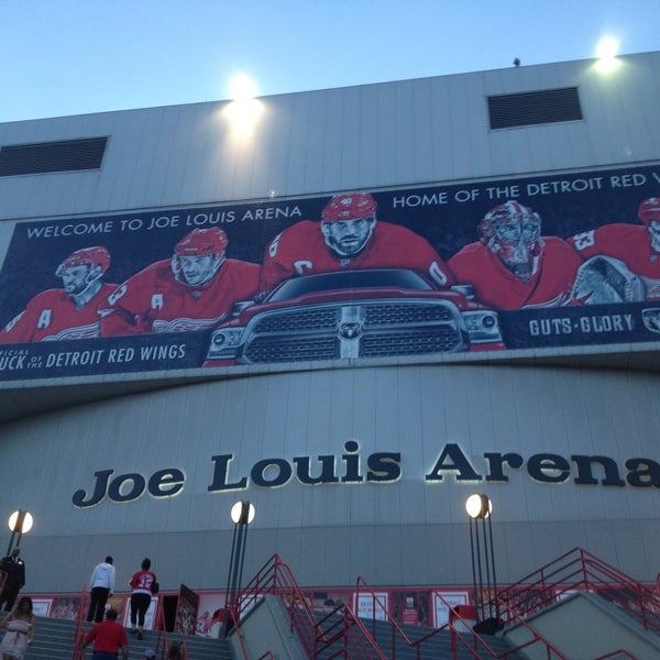 รูปภาพถ่ายที่ Joe Louis Arena โดย Peter P. เมื่อ 5/7/2013