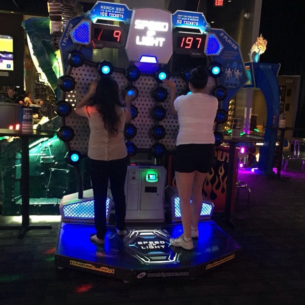Photo taken at Dave &amp; Buster&#39;s by Nan E. on 8/10/2015