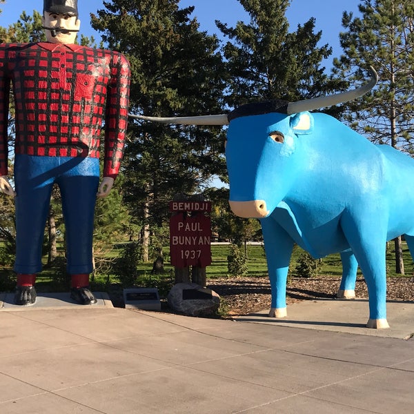 Photo taken at Paul Bunyan &amp; Babe The Blue Ox by GSUEllice on 10/10/2017